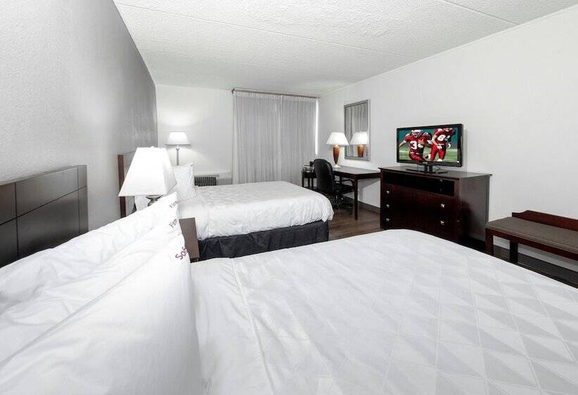디럭스 룸, Red Roof Inn Plus Newark Liberty Airport   Carteret