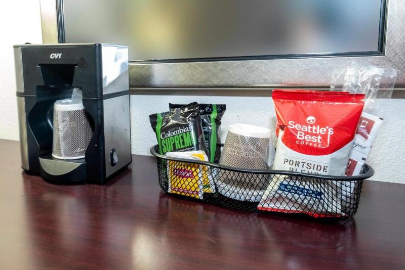 프리미엄 룸, Red Roof Inn Plus Newark Liberty Airport   Carteret