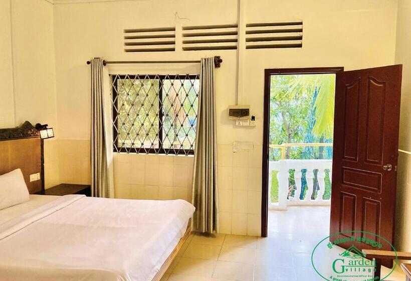 اتاق لوکس یک تخته, Garden Village Guesthouse & Pool Bar