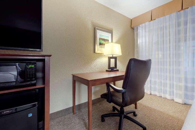 Номер Стандартный Кровать Куин, Best Western Fairmont