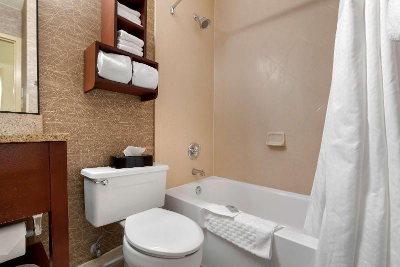Стандартный Номер Кровать Кинг, Best Western Fairmont