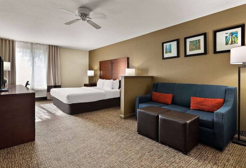 Люкс Кровать Кинг, Comfort Inn & Suites Sequoia Kings Canyon