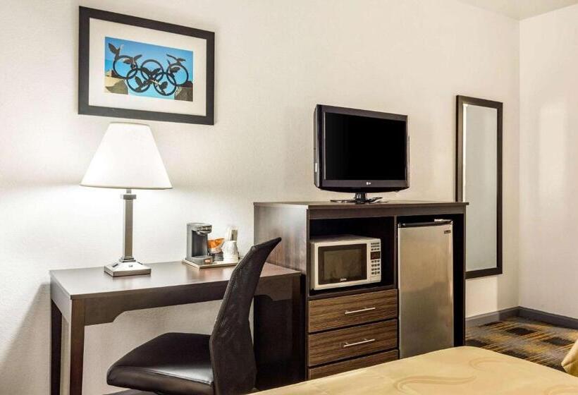 Номер Стандарт, Quality Inn Near Six Flags Douglasville