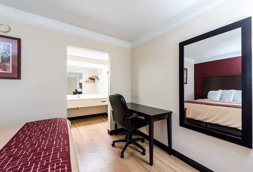 Quarto Deluxe, Red Roof Inn & Suites Clinton, Tn