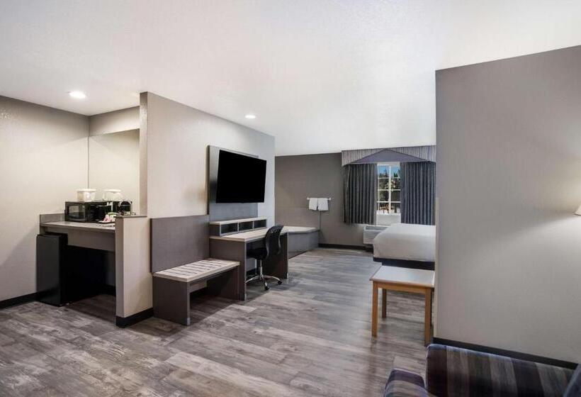 Люкс 2 Спальни, Surestay Hotel By Best Western Ukiah