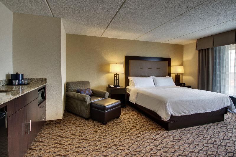 キングサイズベッドのスイートルーム, Holiday Inn Express Baltimore Bwi Airport West, An Ihg