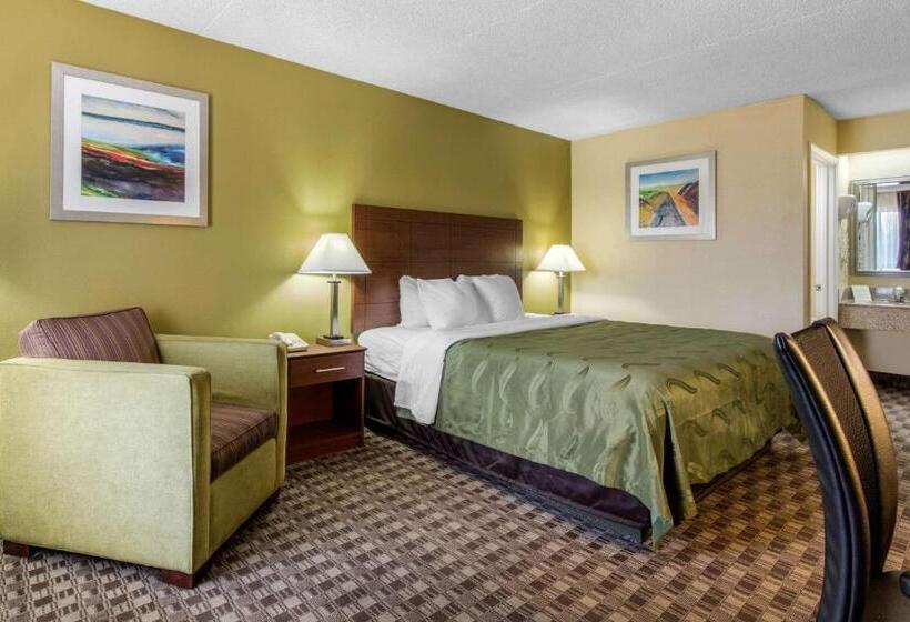 Quarto Estandar Cama King, Quality Inn