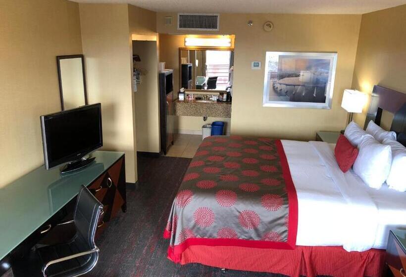 Стандартный Номер Кровать Кинг, Ramada By Wyndham San Diego National City