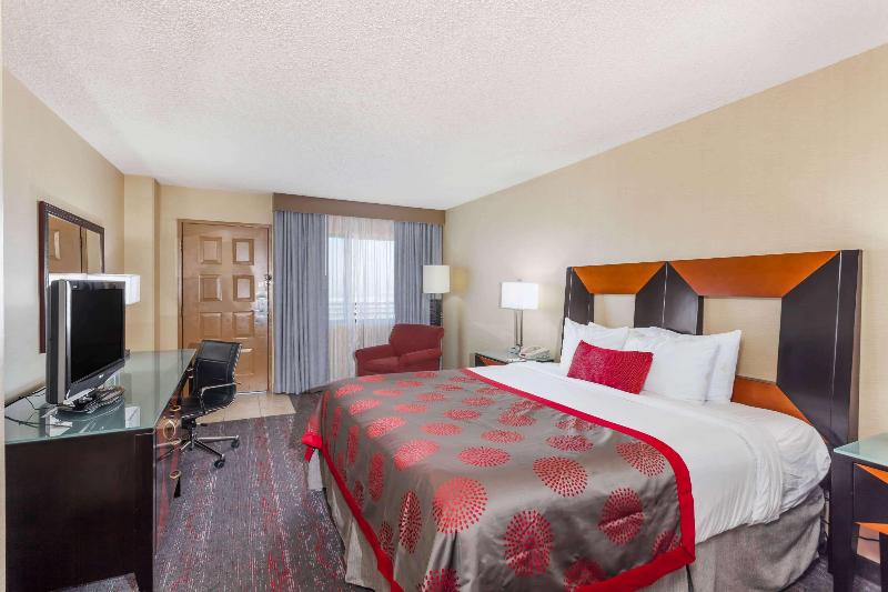Стандартный Номер Кровать Кинг, Ramada By Wyndham San Diego National City