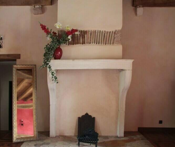 اتاق استاندارد, Moulin Madame