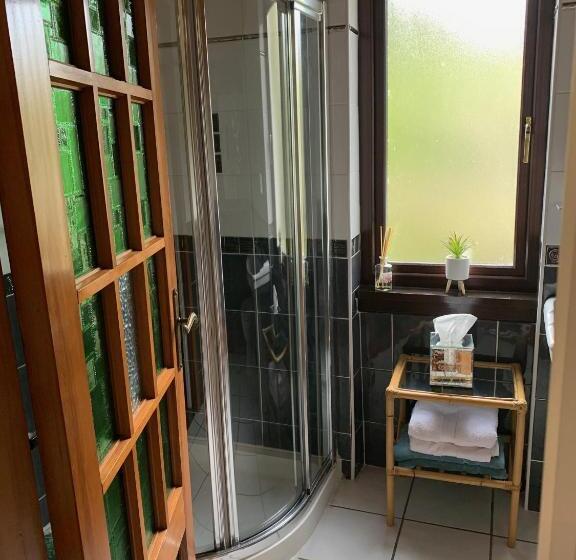 Номер Стандарт, Beech Lodge B&b