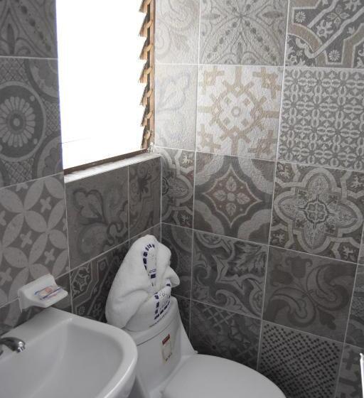 סוויטת פנטהאוז, Petit Hotel Pilitas