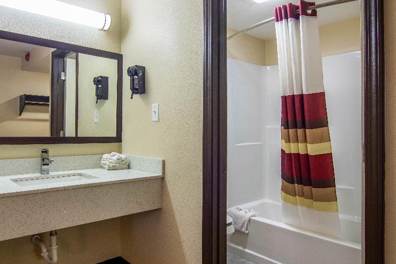 Номер Стандарт, Red Roof Inn Perrysburg
