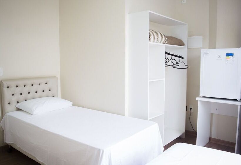 Номер Deluxe, Pousada Center Piratuba