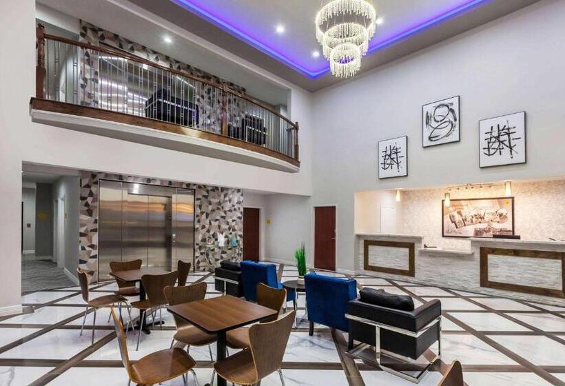 Люкс Кровать Кинг, Super 8 By Wyndham Kingwood Houston North