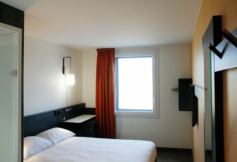 Номер Стандарт, Ibis Budget Annecy Sud Poisy