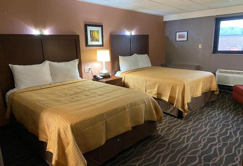 Номер Deluxe, Economy Inn North Randall