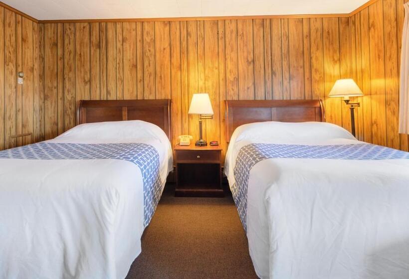 Номер Deluxe, Knob Hill Motor Lodge