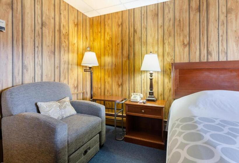 Номер Deluxe Кровать Кинг, Knob Hill Motor Lodge