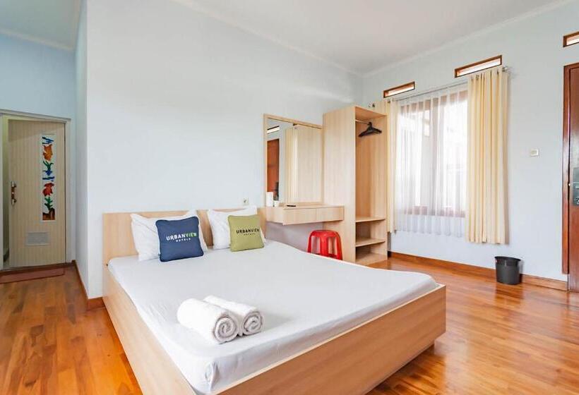 סוויטה, Urbanview Hotel One Family Maribaya By Reddoorz
