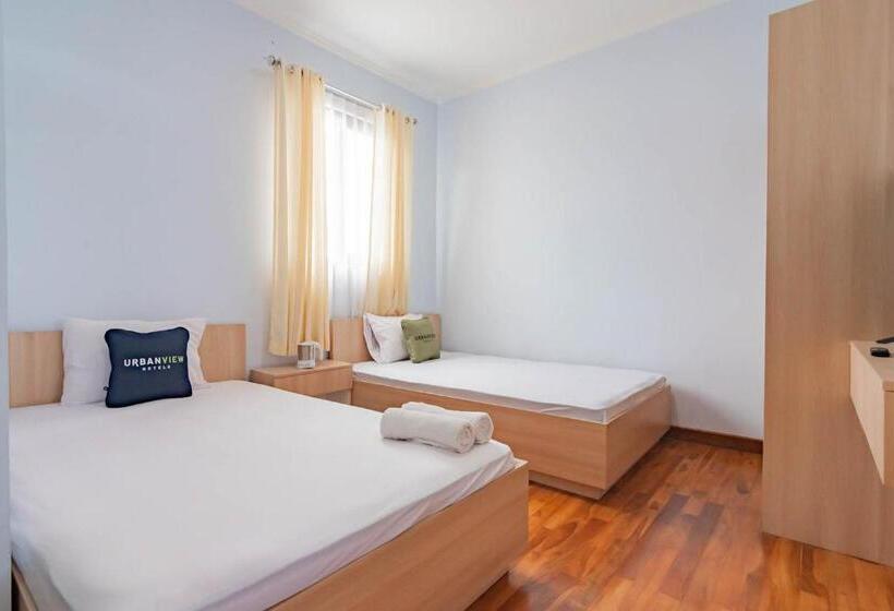 חדר משפחתי, Urbanview Hotel One Family Maribaya By Reddoorz