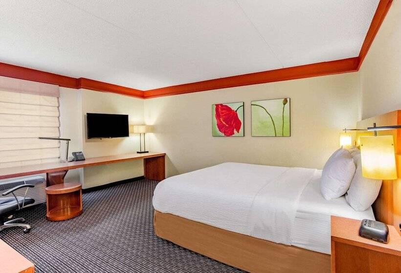 Номер Deluxe, La Quinta By Wyndham Raleigh/durham Southpoint