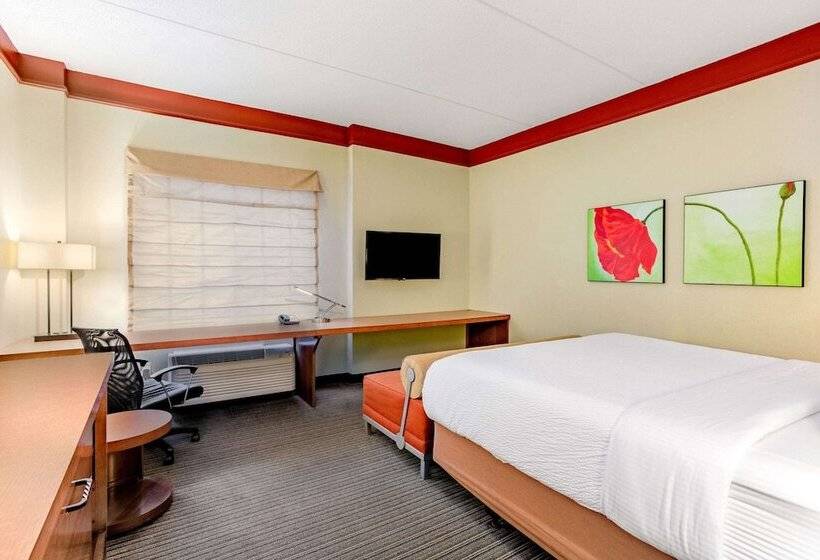 Номер Deluxe, La Quinta By Wyndham Raleigh/durham Southpoint