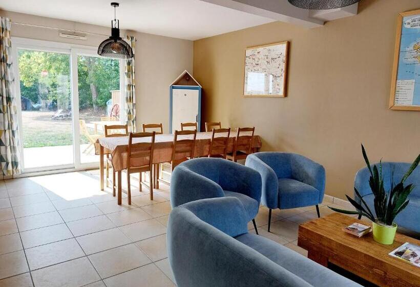 Дом 4 Спальни, Chambres D Hôtes Chez L Habitant   Bed& Breakfast Homestay
