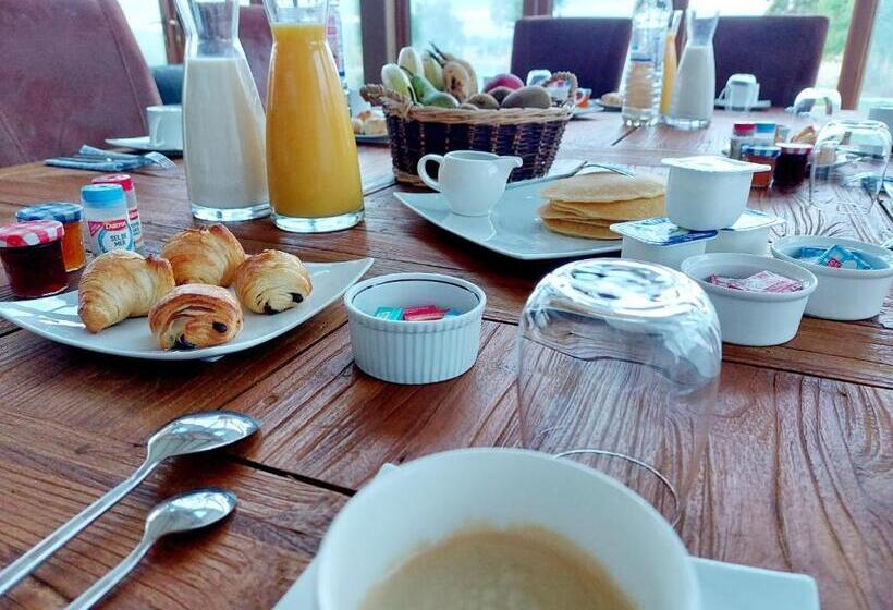 Номер Стандарт, Chambres D Hôtes Chez L Habitant   Bed& Breakfast Homestay