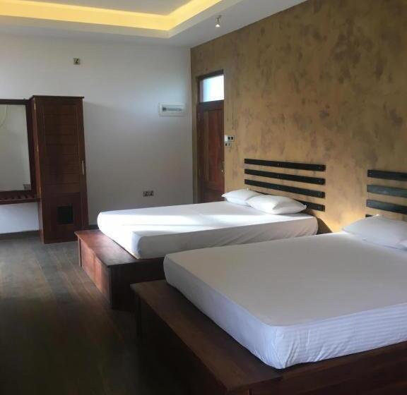 اتاق لوکس خانوادگی, Monaara Leisure   Anuradhapura