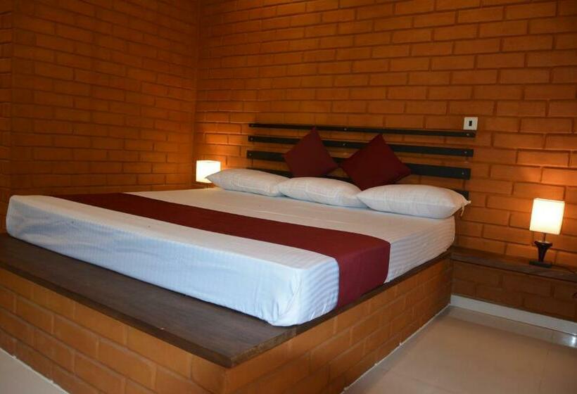 اتاق لوکس, Monaara Leisure   Anuradhapura