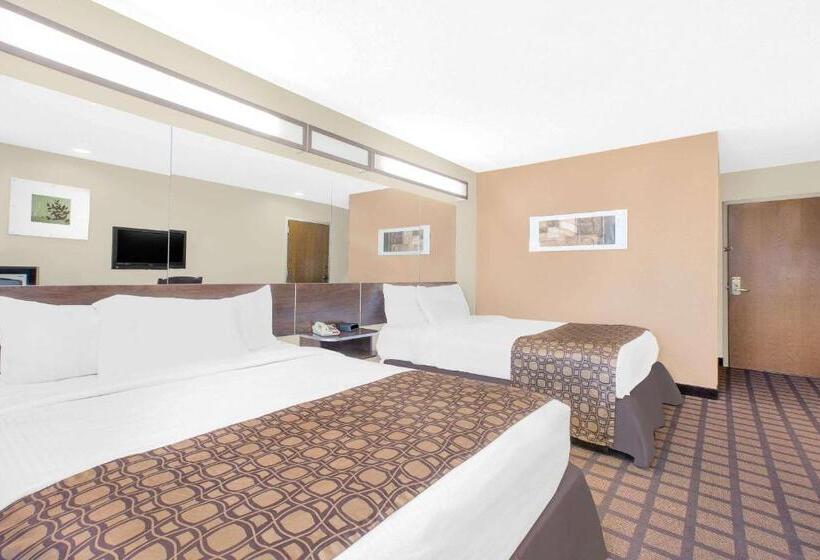 Номер Стандарт, Microtel Inn & Suites By Wyndham Franklin