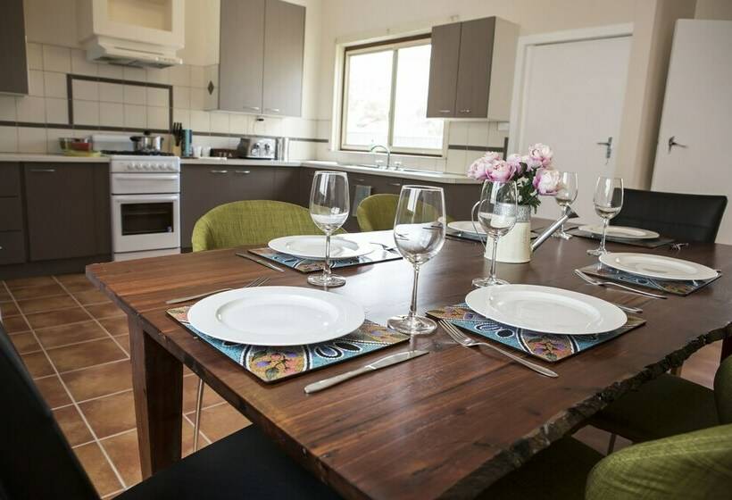 Дом 3 Спальни, Spencer Cottage