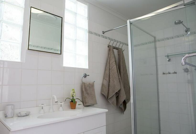 Дом 3 Спальни, Spencer Cottage