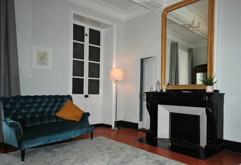 Номер Deluxe, Maison De L'aguze