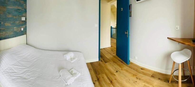 Standard room with outdoor bath, Hôtel De La Plage