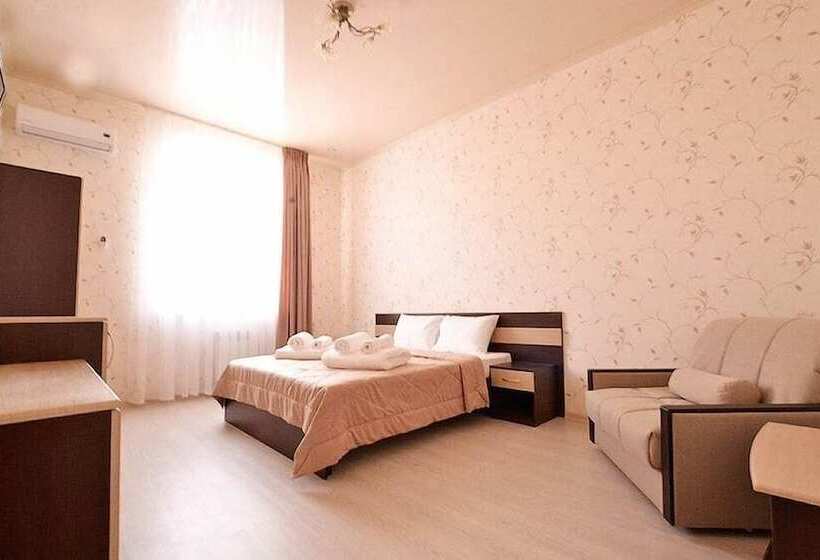 Люкс 2 Спальни, Guest House Amur