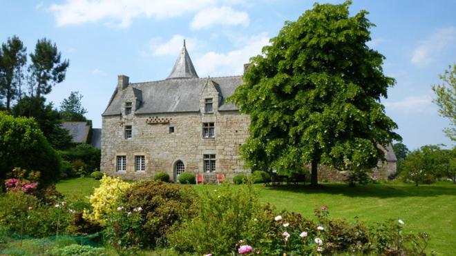 Номер Стандарт Вид на Сад, Manoir De Kerguéréon