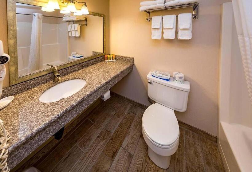 Люкс Deluxe Кровать Кинг, Nisqually Lodge