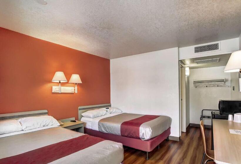 디럭스 4인 룸, Motel 6medford, Or