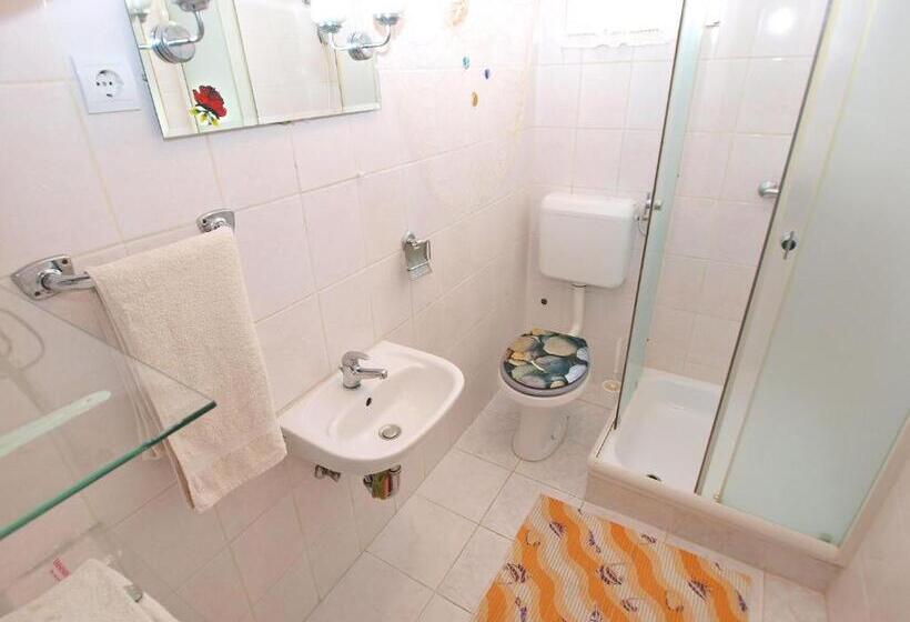 Четырехместный Номер Классик, Apartment 1265