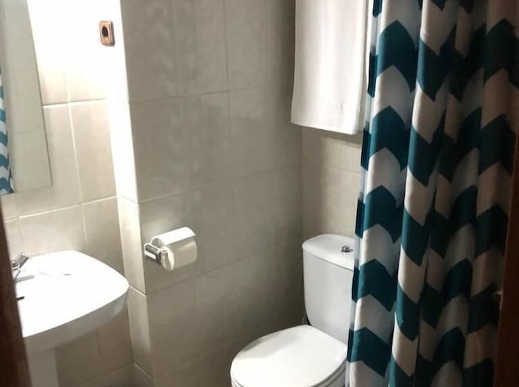 Номер Стандарт с Балконом, Hostal Hermanos Sánchez
