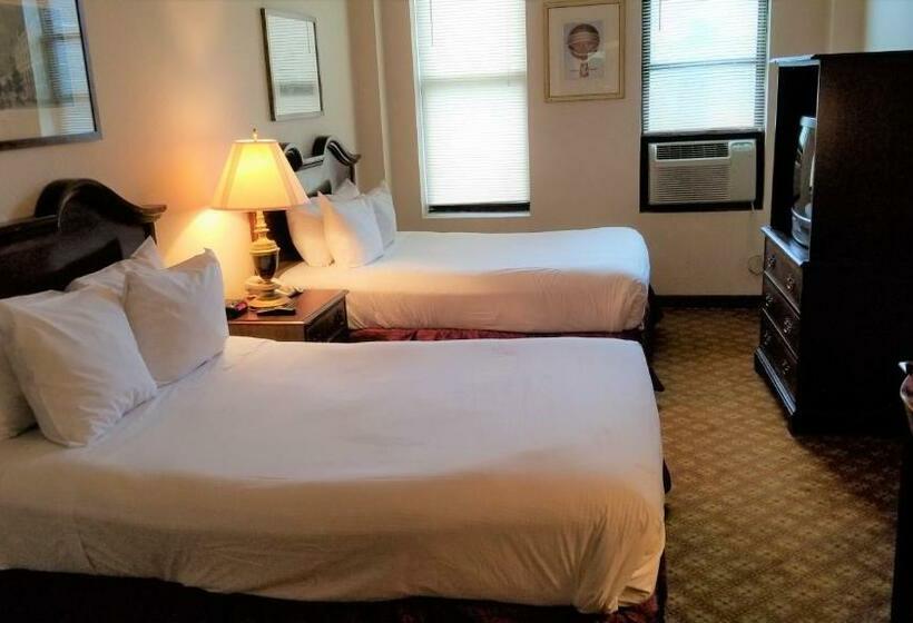 اتاق استاندارد با 2 تخت دوبل, Night Hotel Broadway