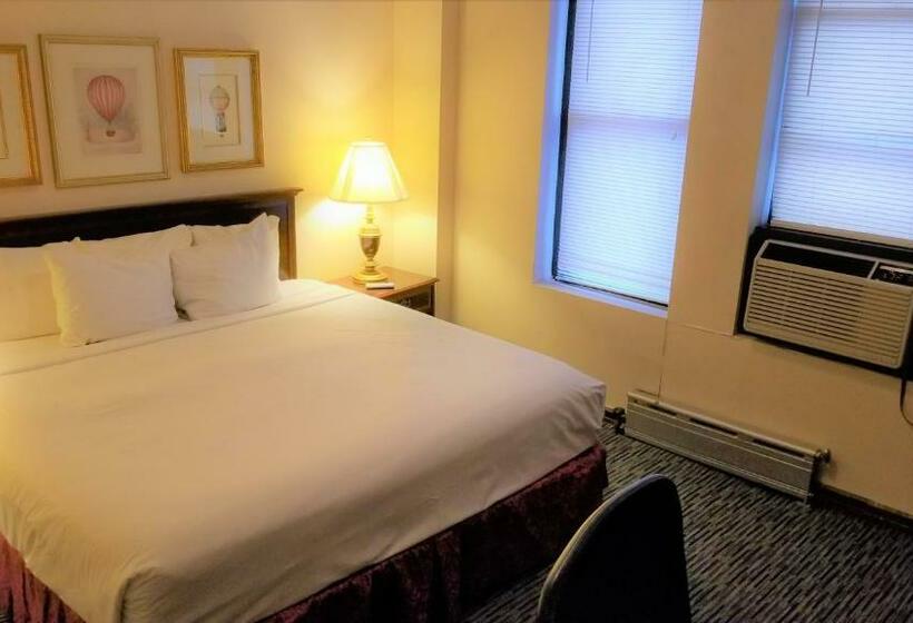 اتاق استاندارد با تخت بزرگ, Night Hotel Broadway