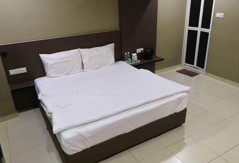 اتاق لوکس, Tropika Garden Hotel Kulai