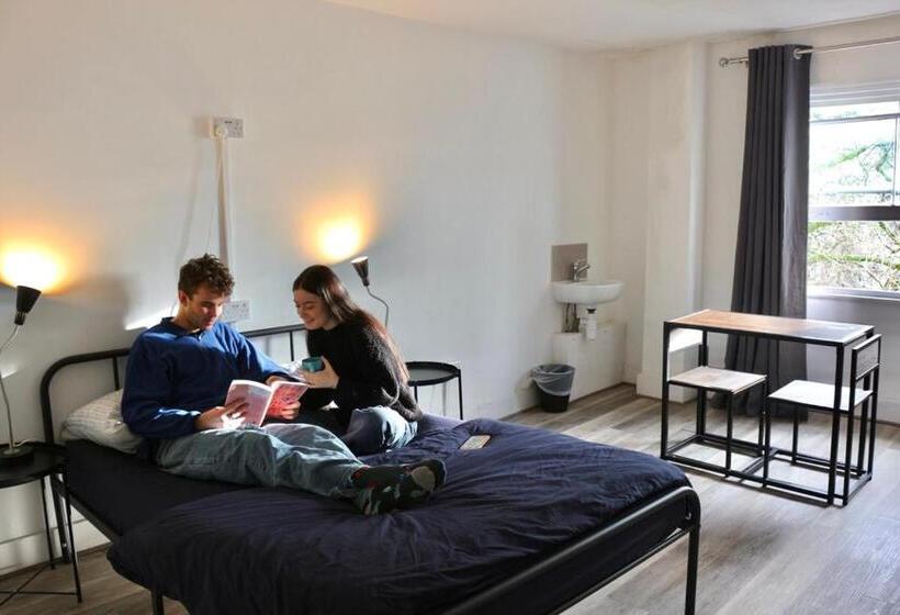 اتاق استاندارد با سرویس بهداشتی مشترک, Urbany Hostel London 18 40 Years Old