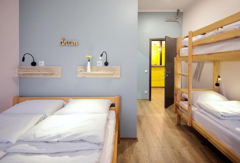Семейный Номер, Dream Hostel Khmelnytskyi