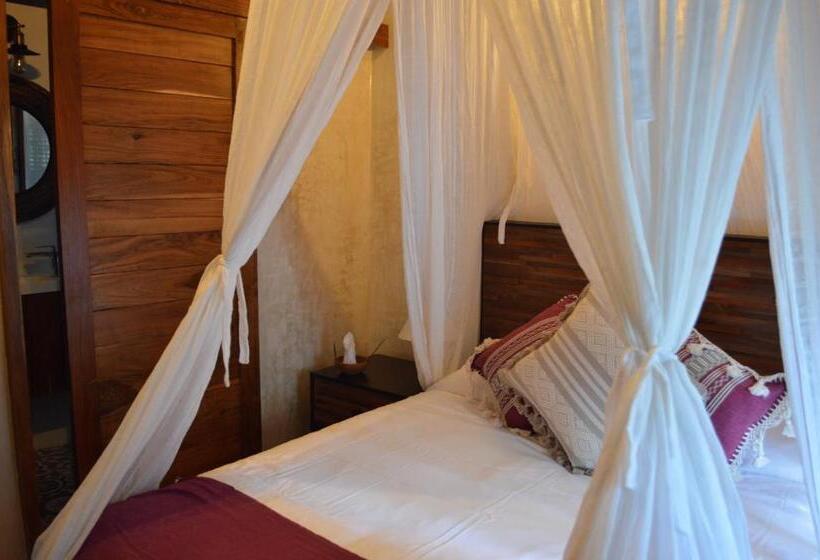 デラックスルーム, Boutique Chacá