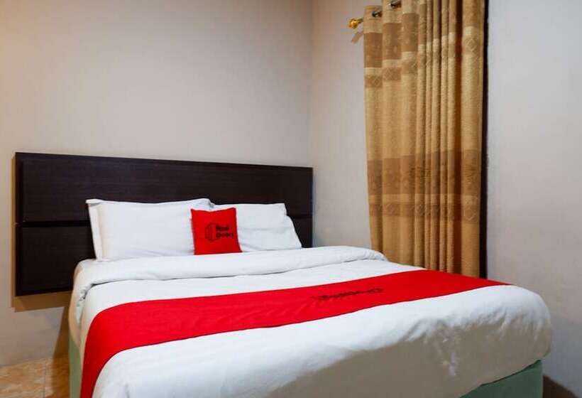 Номер Superior, Reddoorz Plus At Hotel Srikandi Kendari