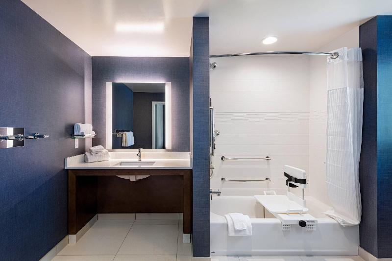 Люкс Кровать Кинг, Residence Inn Riverside Moreno Valley